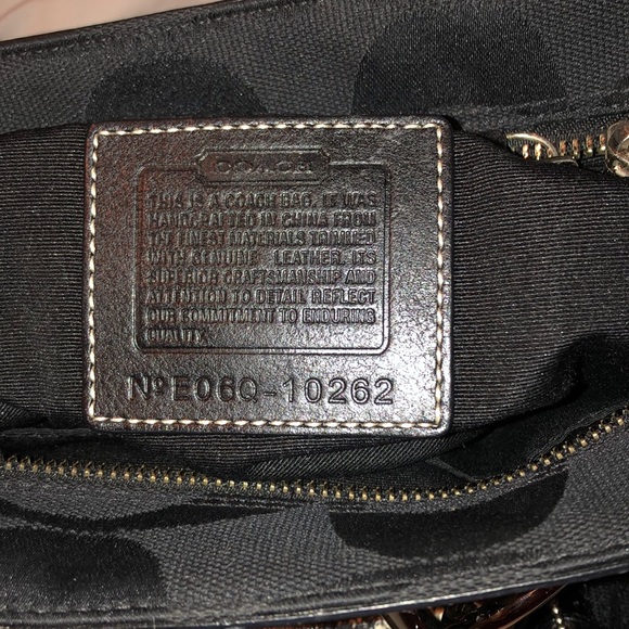 ❌SOLD❌🐎EUC Coach Hobo🐎 - Picture 5 of 7